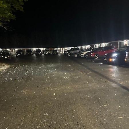 סמיתס פאלס Rogers Motel מראה חיצוני תמונה