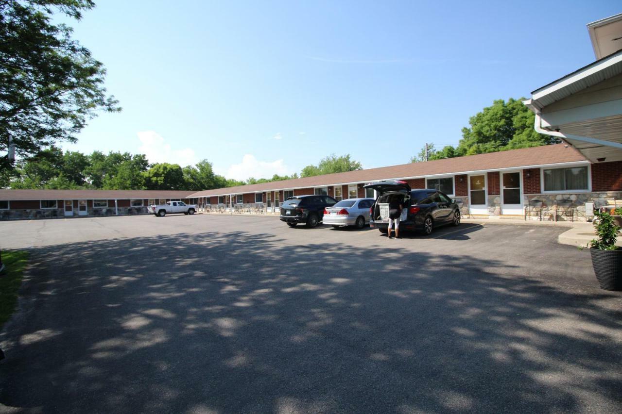 סמיתס פאלס Rogers Motel מראה חיצוני תמונה
